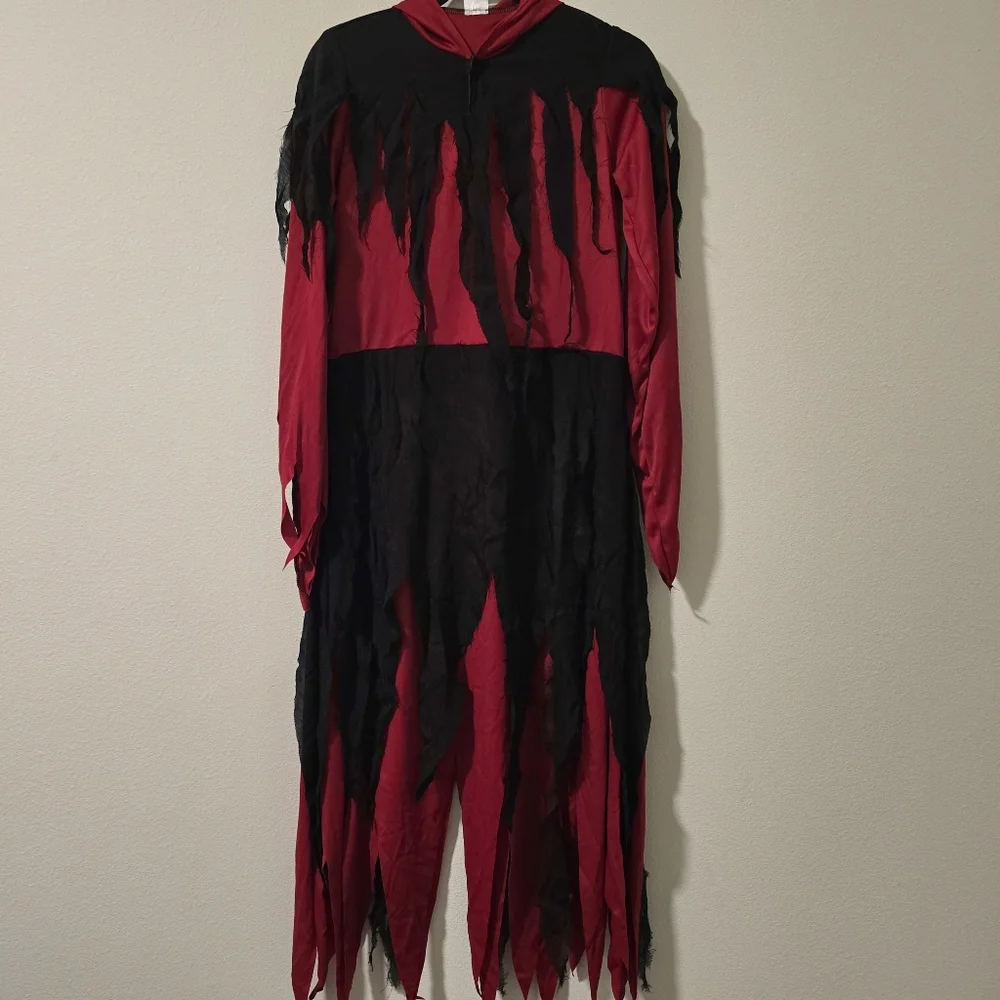 Spirit Halloween‎ Light Up Devilish Demon Costume Black & Red Size XL 14/16